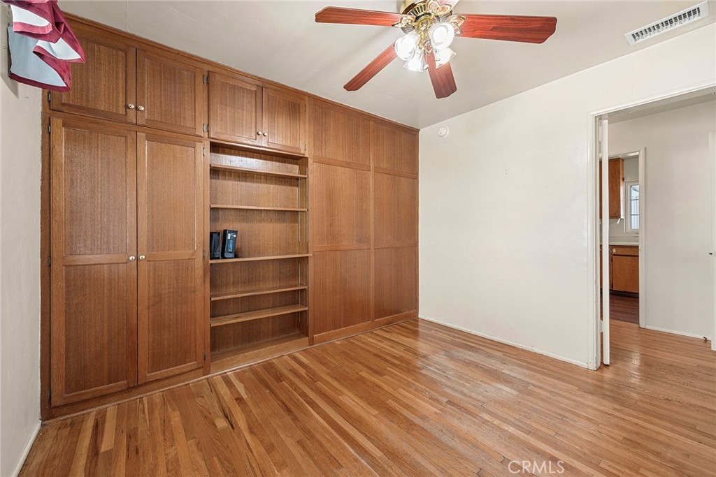 1030 La Mirada Street
