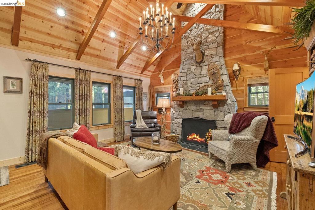105 Pinecrest Lake RD