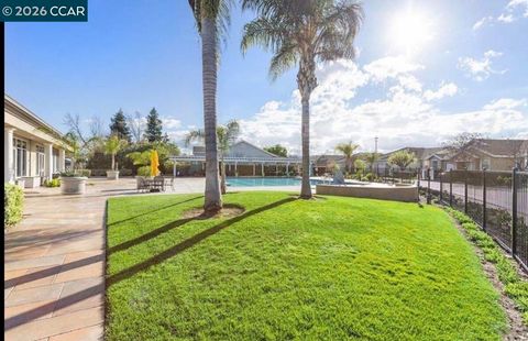 Tiny photo for 2041 2041 Kent Dr Dr, Brentwood, CA 94513 (MLS # 41126348)