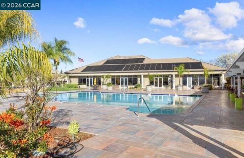 Tiny photo for 2041 2041 Kent Dr Dr, Brentwood, CA 94513 (MLS # 41126348)