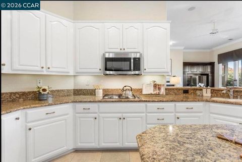 Tiny photo for 2041 2041 Kent Dr Dr, Brentwood, CA 94513 (MLS # 41126348)