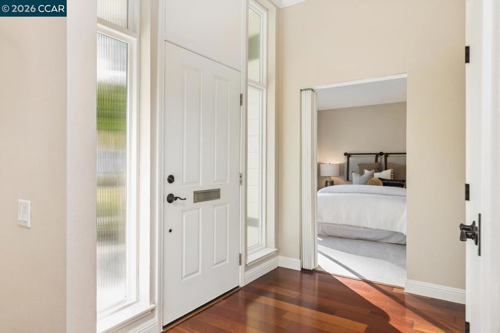 1401 Skycrest Dr 4