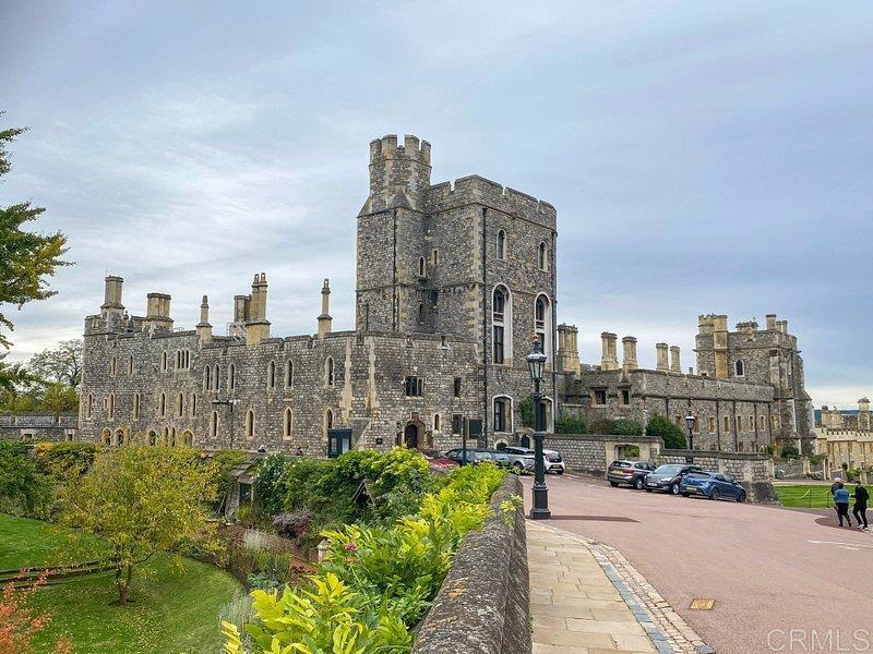 892 years newer than Windsor Castle! Better climate! That wonderful Brady Bunch '70s feel. Okay, maybe it could use a coat of paint and a kitchen or two what a location! What a big house! What a view! Come to Open House! Same size house 9 doors away sold this week for $1,650,000. Grab your paint brush Ethel!
