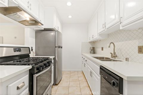660 S Glassell Street 84 Orange CA 92866