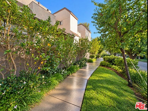 Tiny photo for 15149 Magnolia Boulevard #D, Los Angeles, CA 91403 (MLS # 26976269)