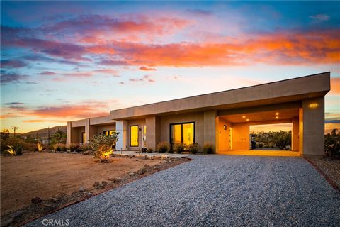 Photo of 59096 Nelson Ave, Yucca Valley, CA 92284 (MLS # OC26064459)