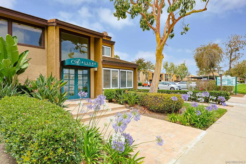3454 Castle Glen Dr. 104