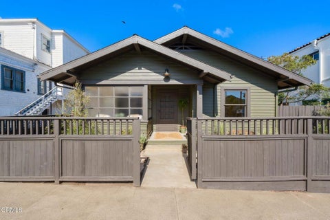 Tiny photo for 24 S Kalorama Street, Ventura, CA 93001 (MLS # V1-36496)