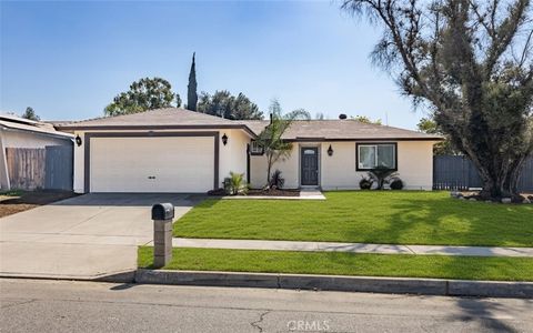 824 Hartzell Avenue Redlands CA 92374