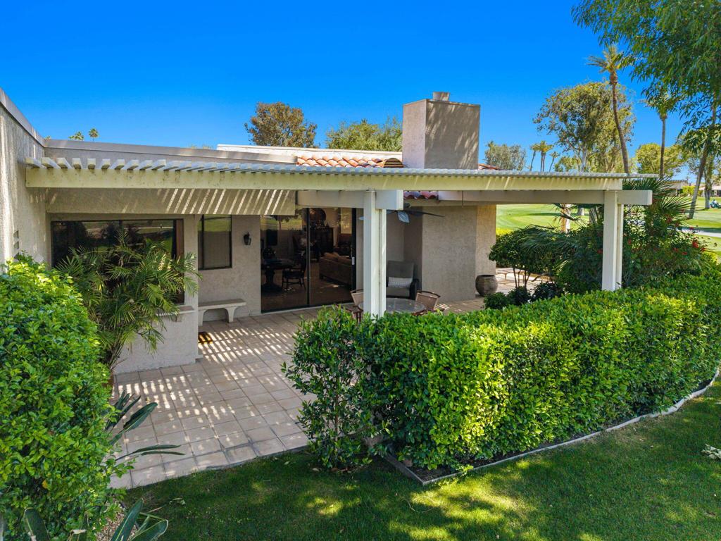 The Springs C.C. - Residential