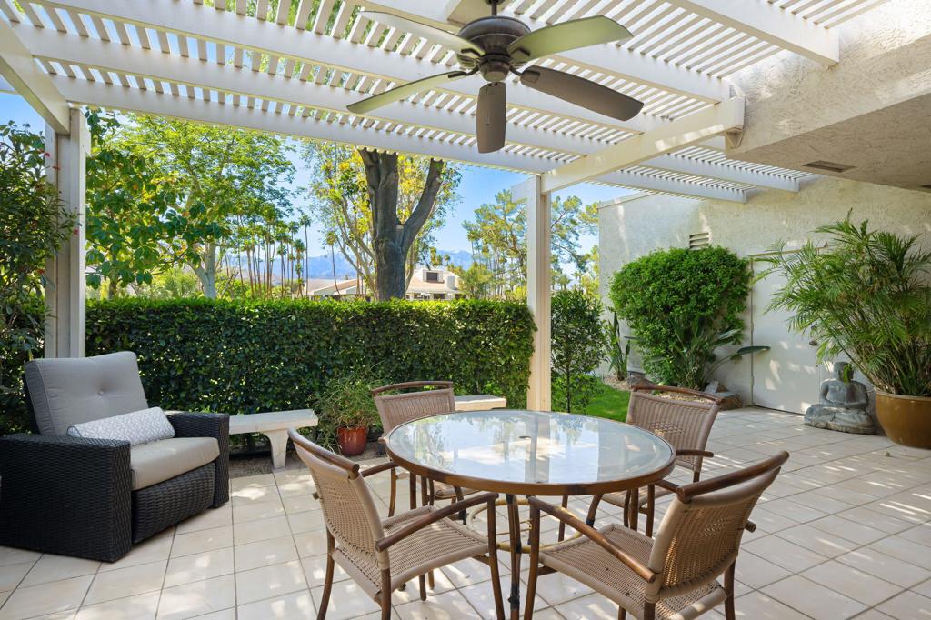 The Springs C.C. - Residential