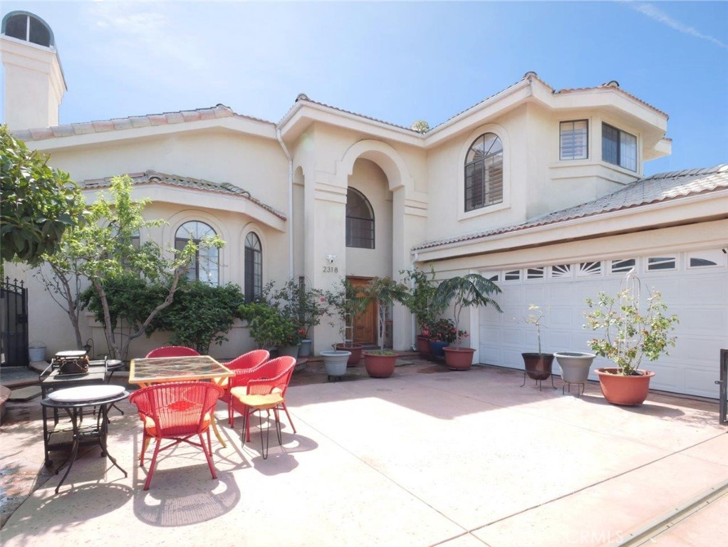2318 W 154th Street