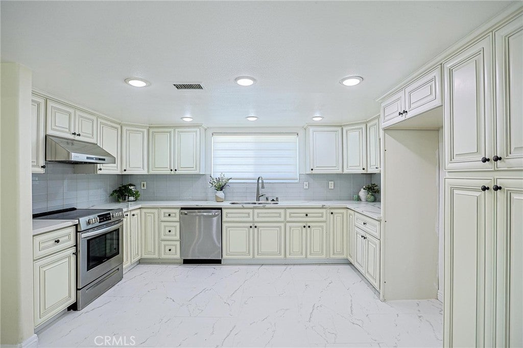 320 7th, Huntington Beach CA 92648 - Photo 21