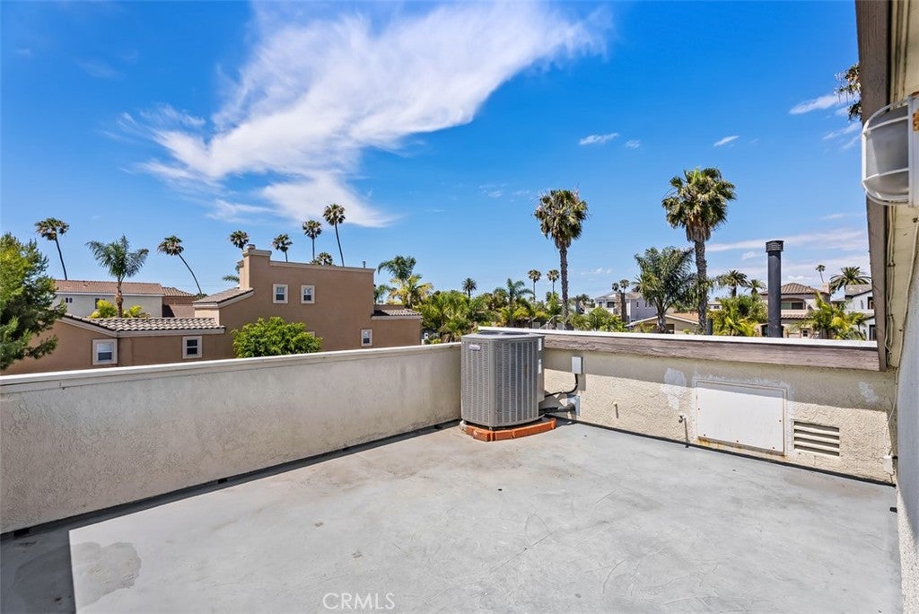 320 7th, Huntington Beach CA 92648 - Photo 6