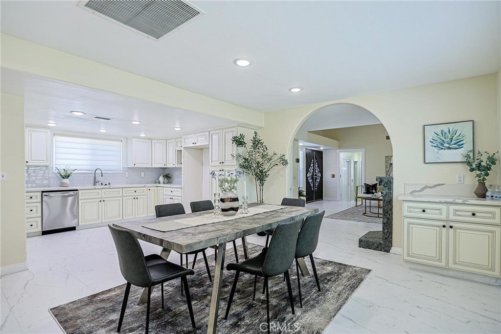320 7th, Huntington Beach CA 92648 - Photo 18