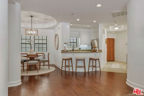 Tiny photo for 4601 Coldwater Canyon Avenue #105, Studio City, CA 91604 (MLS # 26828763)