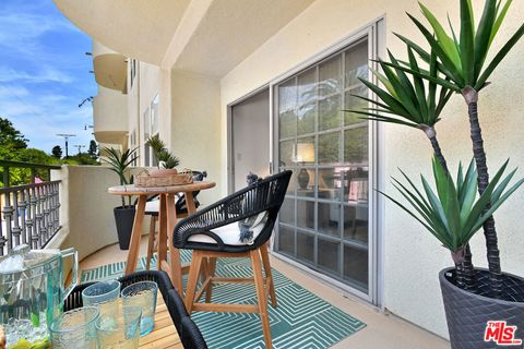 Tiny photo for 4601 Coldwater Canyon Avenue #105, Studio City, CA 91604 (MLS # 26828763)