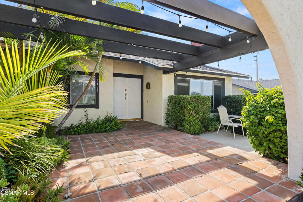 3162 Granville Avenue