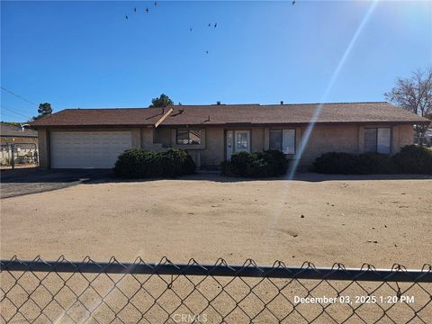 Photo of 18891 Rocksprings Road, Hesperia, CA 92345 (MLS # HD25272207)