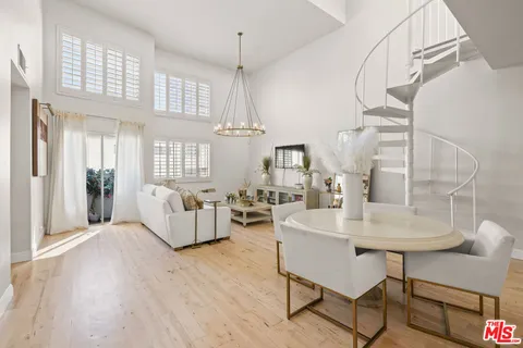 11822 Goshen Avenue Unit 301, Los Angeles, CA 90049 - MLS#: 25610111