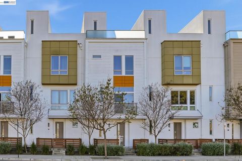 Photo of 7134 Regional St, Dublin, CA 94568 (MLS # 41127794)