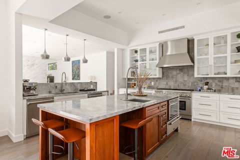 Tiny photo for 2306 Cheryl Place, Los Angeles, CA 90049 (MLS # 26804973)