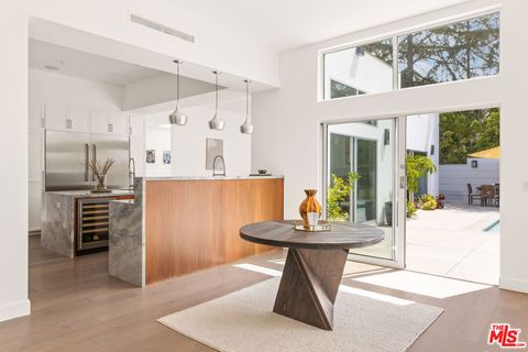 Tiny photo for 2306 Cheryl Place, Los Angeles, CA 90049 (MLS # 26804973)