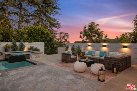 Tiny photo for 2306 Cheryl Place, Los Angeles, CA 90049 (MLS # 26804973)