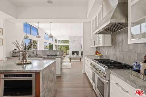 Tiny photo for 2306 Cheryl Place, Los Angeles, CA 90049 (MLS # 26804973)