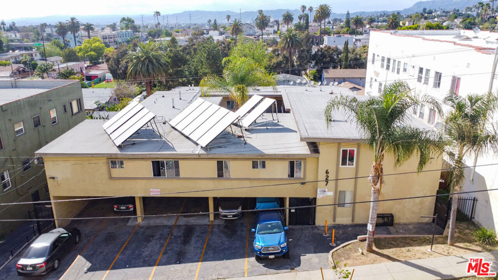 Properties 2 627 Coronado Terrace