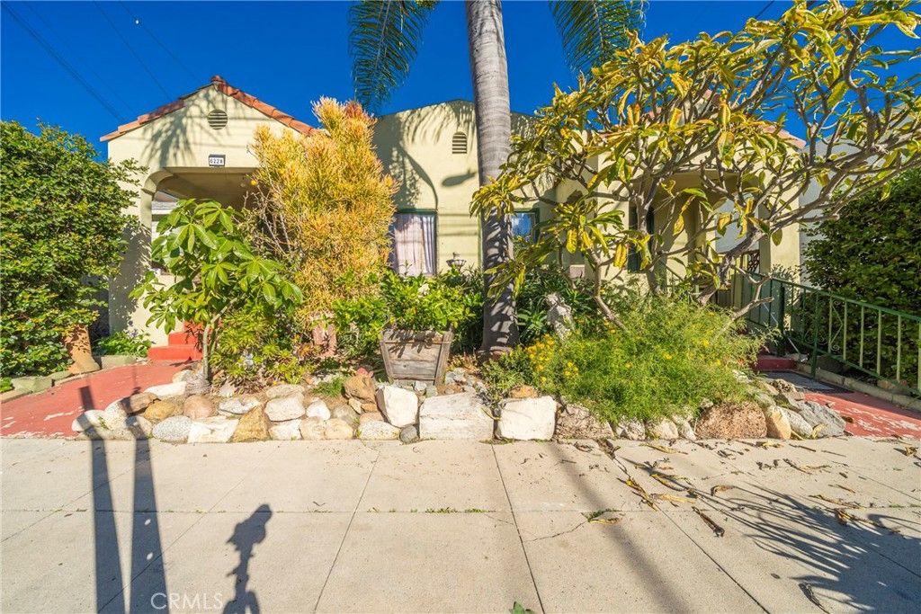 Photo of 620 W 8th Street, San Pedro, CA 90731 (MLS # IG26010837)