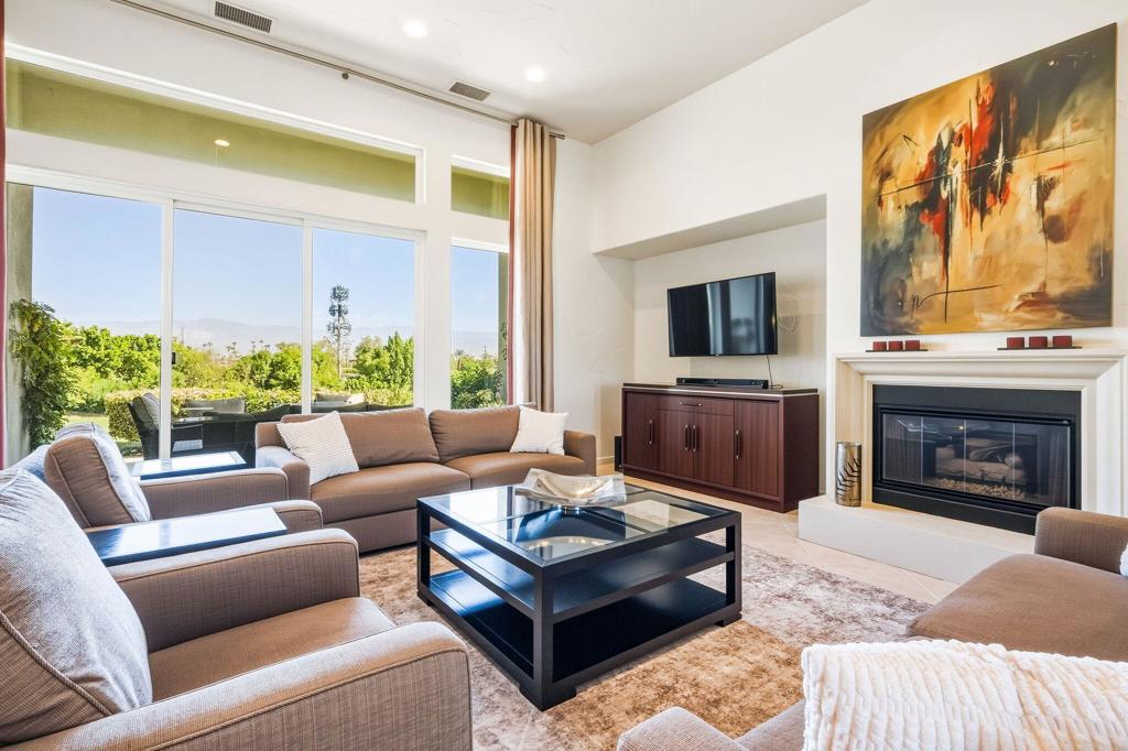 228 White Horse Trail