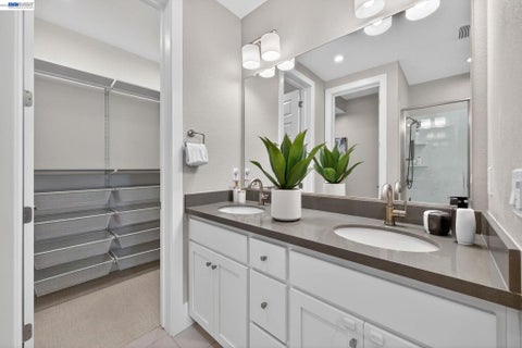 Tiny photo for 5425 Melissa Ln Ln #221, Dublin, CA 94568 (MLS # 41137322)