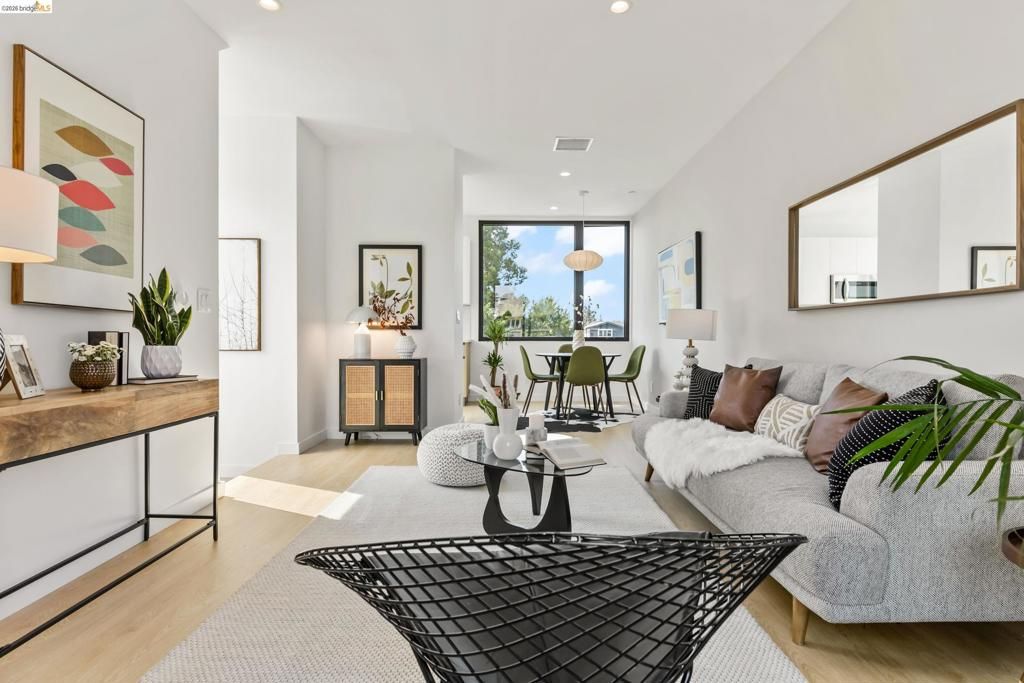 Photo of 4035 Park Blvd Blvd, Oakland, CA 94602 (MLS # 41133072)