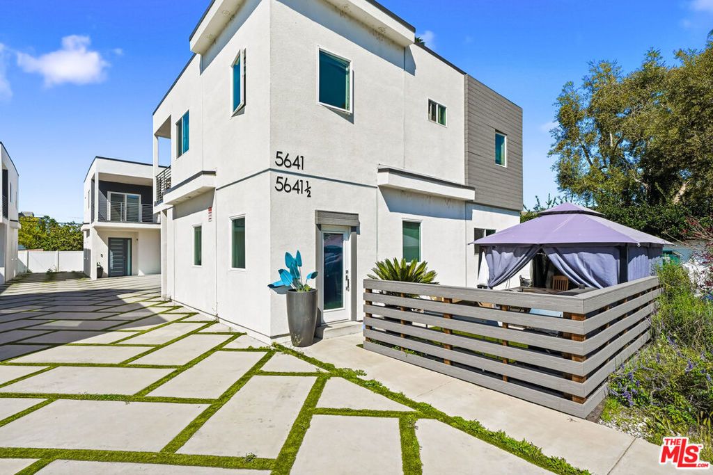 Photo of 5641 Riverton Avenue, North Hollywood, CA 91601 (MLS # 26667947)