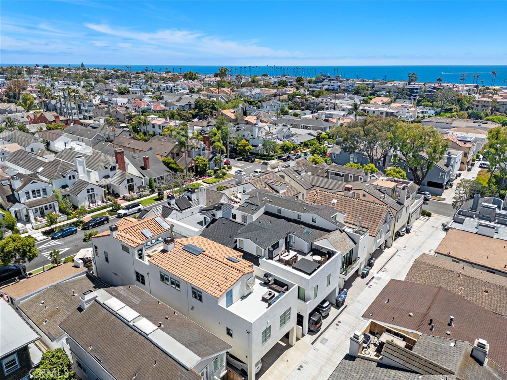 Corona del Mar South of PCH (CDMS) - Residential Lease