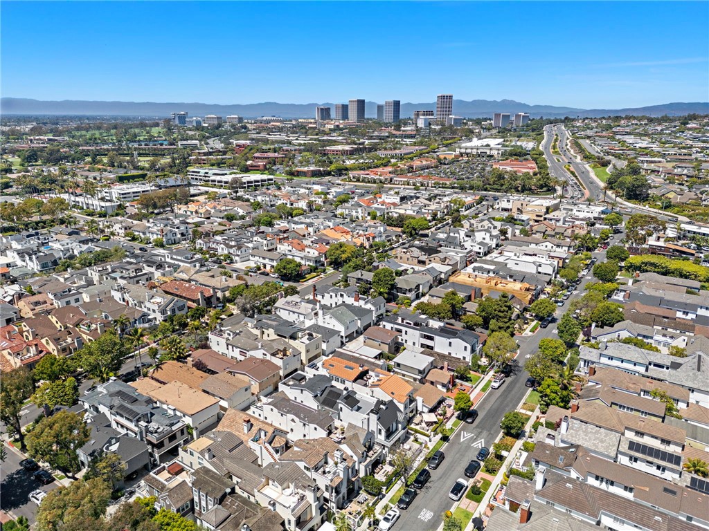 Corona del Mar South of PCH (CDMS) - Residential Lease