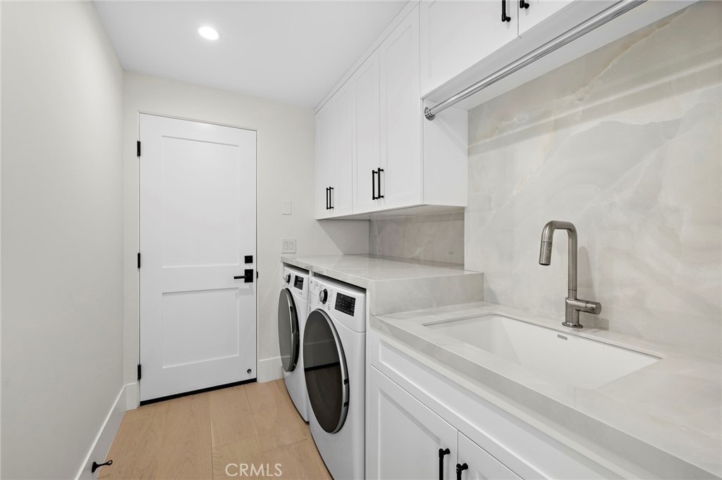 Corona del Mar South of PCH (CDMS) - Residential Lease
