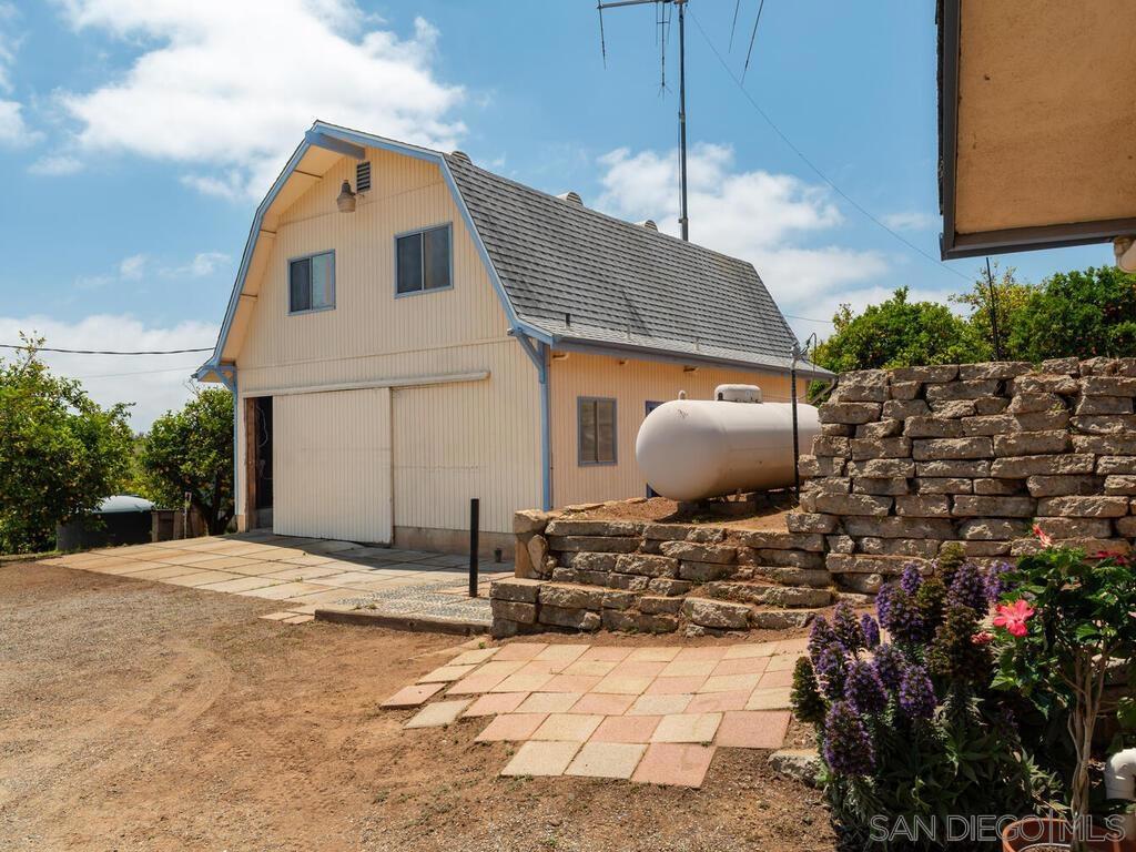 12040 Sierra Rojo Rd