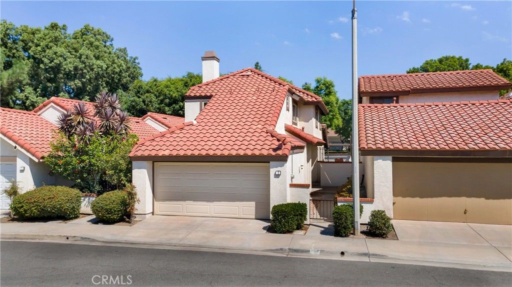 Photo of 3 Varesa, Irvine, CA 92620 (MLS # OC26045914)
