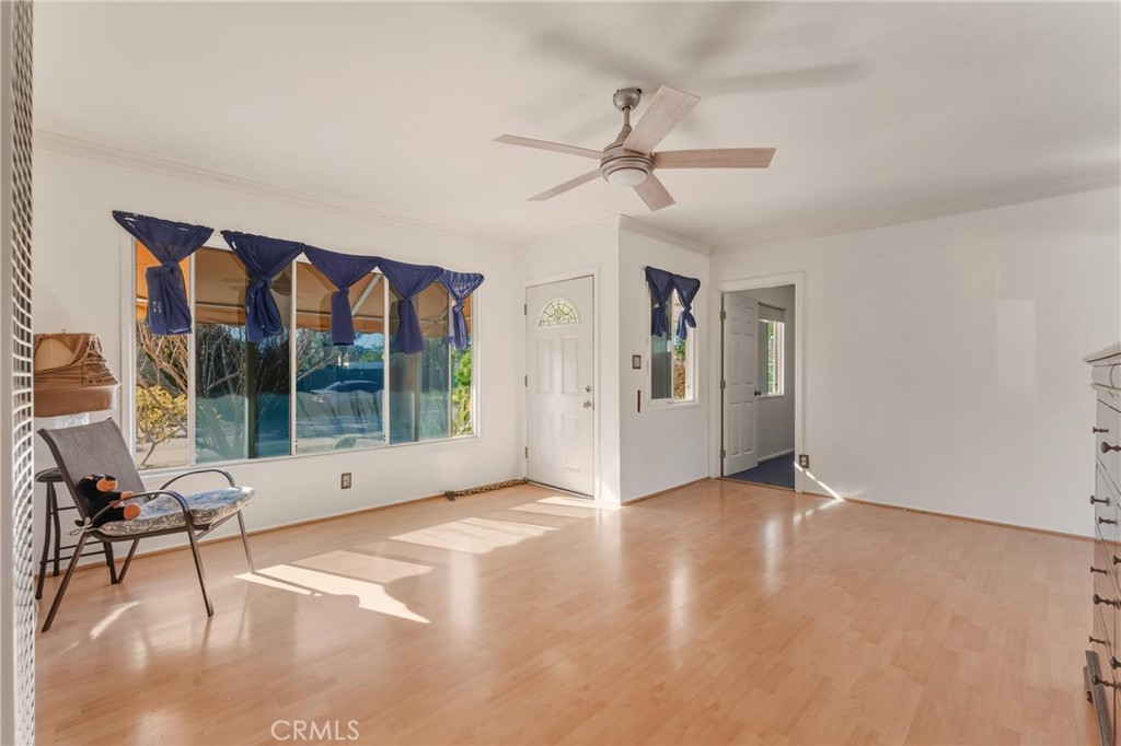 1123 Electric Avenue