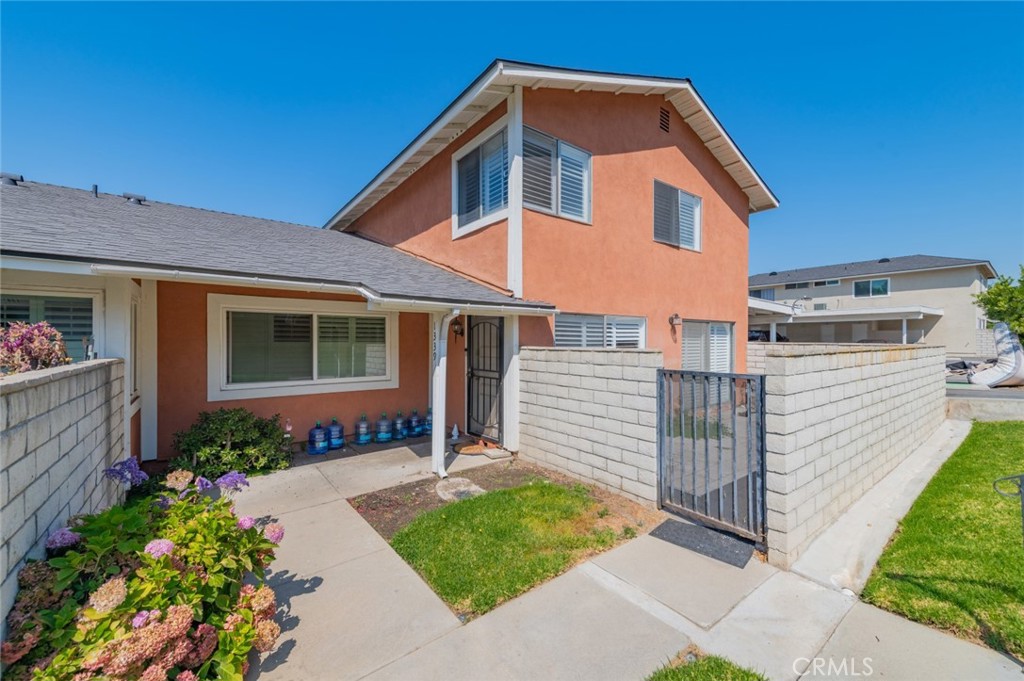Welcome to 1339 Parkside in the popular Amar-Lark Ellen Neighborhood of West Covina, a clean and well-maintained 2-story townhome that offers both comfort and convenience.
The first floor features an open and airy layout with laminate wood flooring that flows seamlessly from the living room into the dining area. The kitchen has been updated with white cabinets, abundant storage, and quartz countertops, complemented by stainless-steel appliances. Adjacent to the kitchen, the dining area is filled with abundant sunlight and provides convenient access to the side yard. An in-unit laundry and guest restroom are also located on the main floor.
Upstairs, a spacious hallway leads to 3 good sized bedrooms and a full bathroom. The bedrooms are equipped with ceiling fans and ample natural light, providing a private retreat for family or guests. The hallway itself features recessed lighting, adding to the bright and open feel of the second floor.
This home includes two assigned parking spaces, along with an additional storage unit that can be accessed from outside. The community features lush landscaping, a pool, and a spa. HOA fee covers fire insurance, water, trash, and common area maintenance. Quick access to 10 and 60 freeways, nearby parks, shopping, and local eateries. With a clean, well-maintained interior, this home is ready for you to make it your own. Some photos are virtually staged. Agents please read private remark.