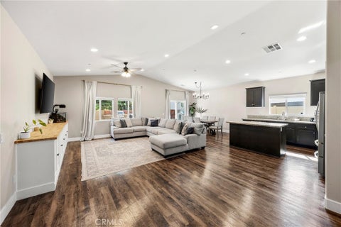 Photo of 229 Country Club DR, Calimesa, CA 92320 (MLS # CV26163435)