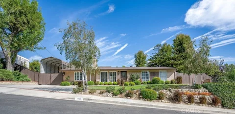 MLS: SR26183905