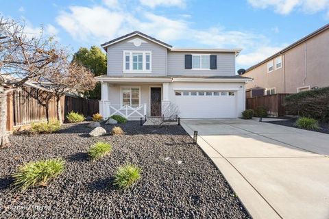 Photo of 2400 Positano Ave Ave, Brentwood, CA 94513 (MLS # 41120781)