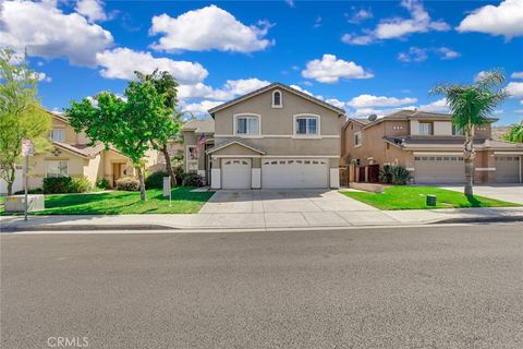 Photo of 16322 Calle Serena, Moreno Valley, CA 92551 (MLS # IV26062527)