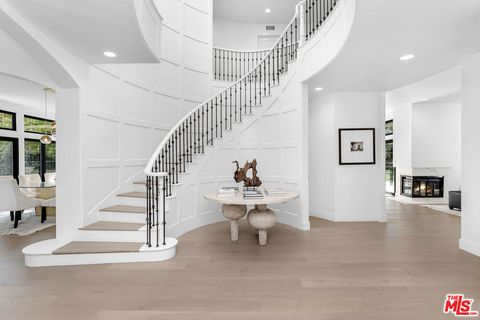 23458 W Moon Shadows Drive Malibu CA 90265