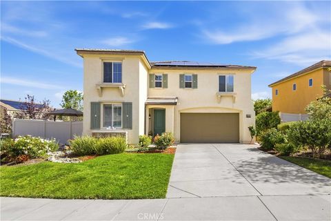 Photo of 26856 Cherry Willow Dr, Canyon Country, CA 91387 (MLS # SR26085247)