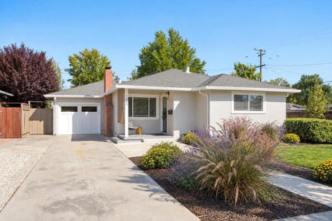 Photo of 1461 Revere Avenue, San Jose, CA 95118 (MLS # ML82059804)