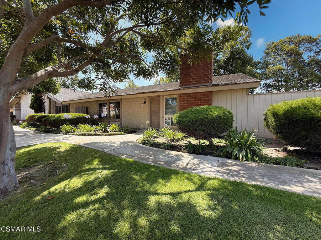 240 W Vineyard Avenue